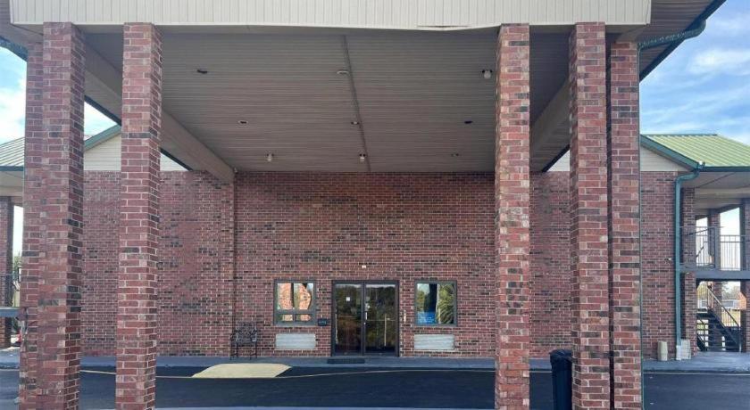 Ozark Hotel Eksteriør billede